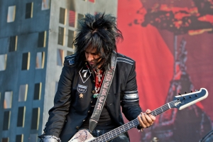 M&ouml;tley Cr&uuml;e